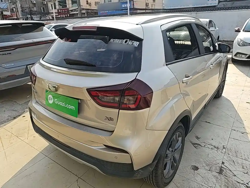 Geely Vision X3 — миниатюра 7