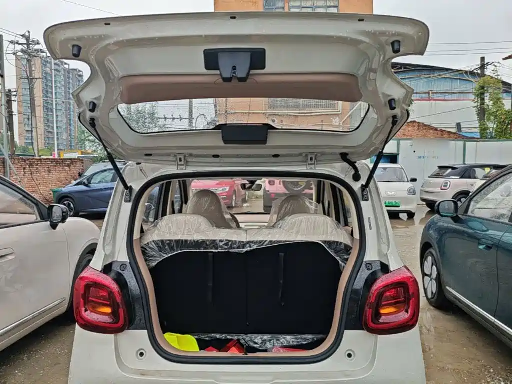 Wuling MINIEV — миниатюра 19
