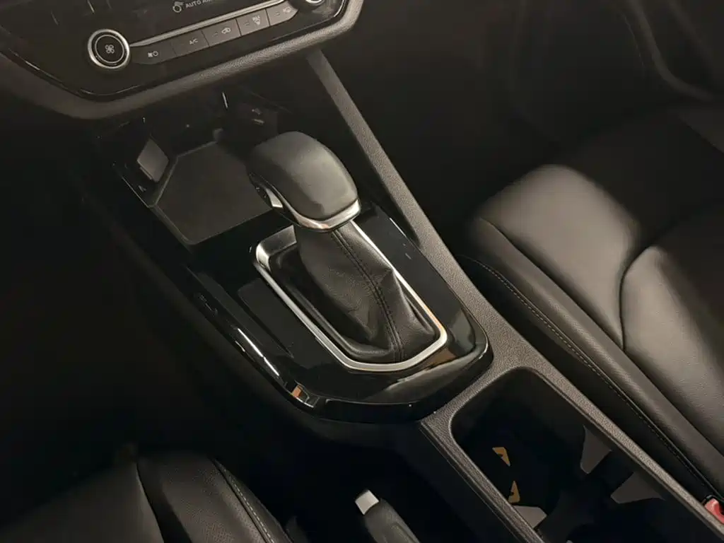 Ford Escort — миниатюра 18