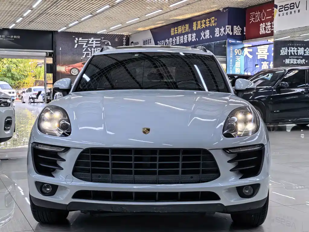 Porsche Macan — миниатюра 2