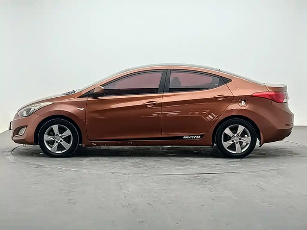 Hyundai Elantra Langdong — миниатюра 2