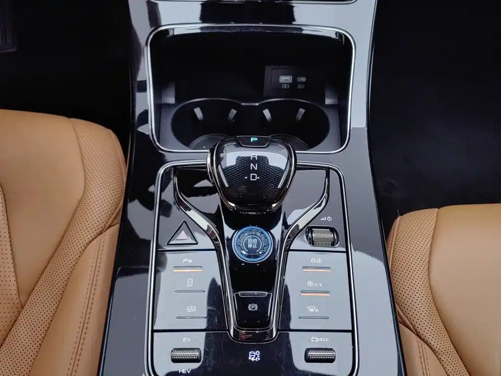 BYD Han — миниатюра 13