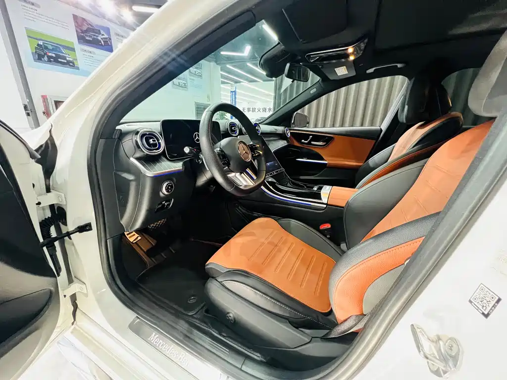 Mercedes-Benz C-Class — миниатюра 7