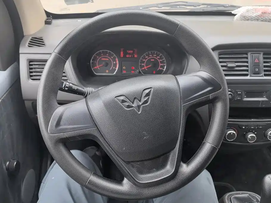 Wuling Rongguang S — миниатюра 15