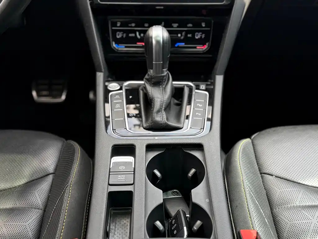 Volkswagen CC — миниатюра 20