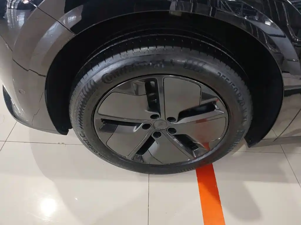 Li Auto Li i8 — миниатюра 23