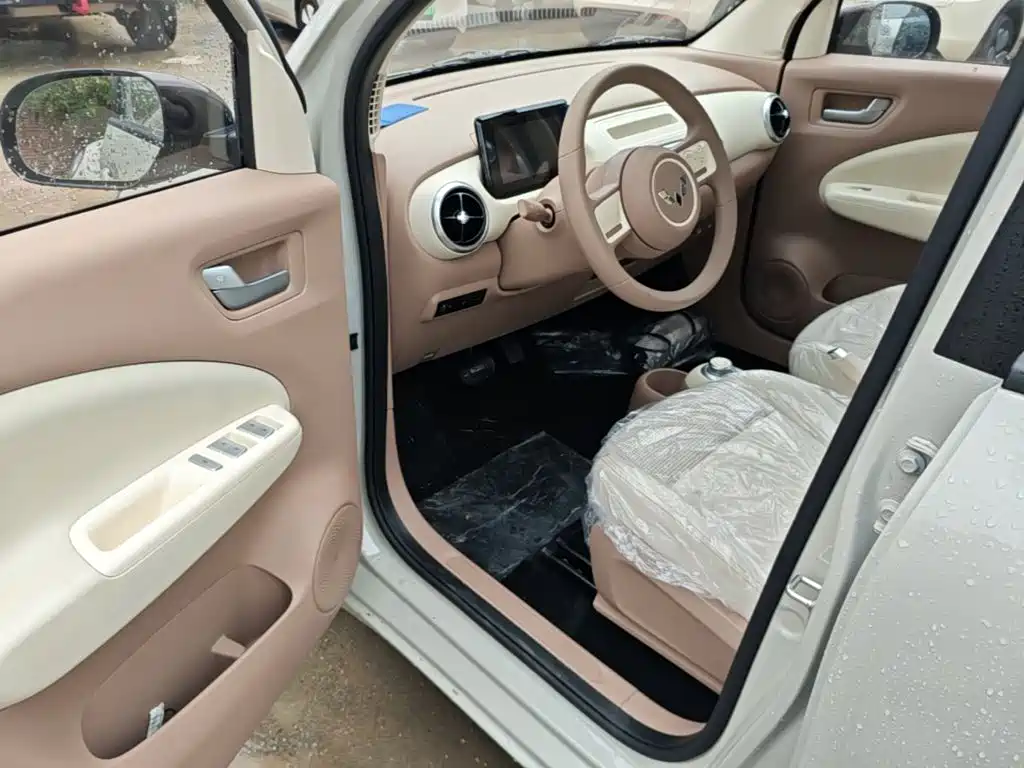 Wuling MINIEV — миниатюра 16