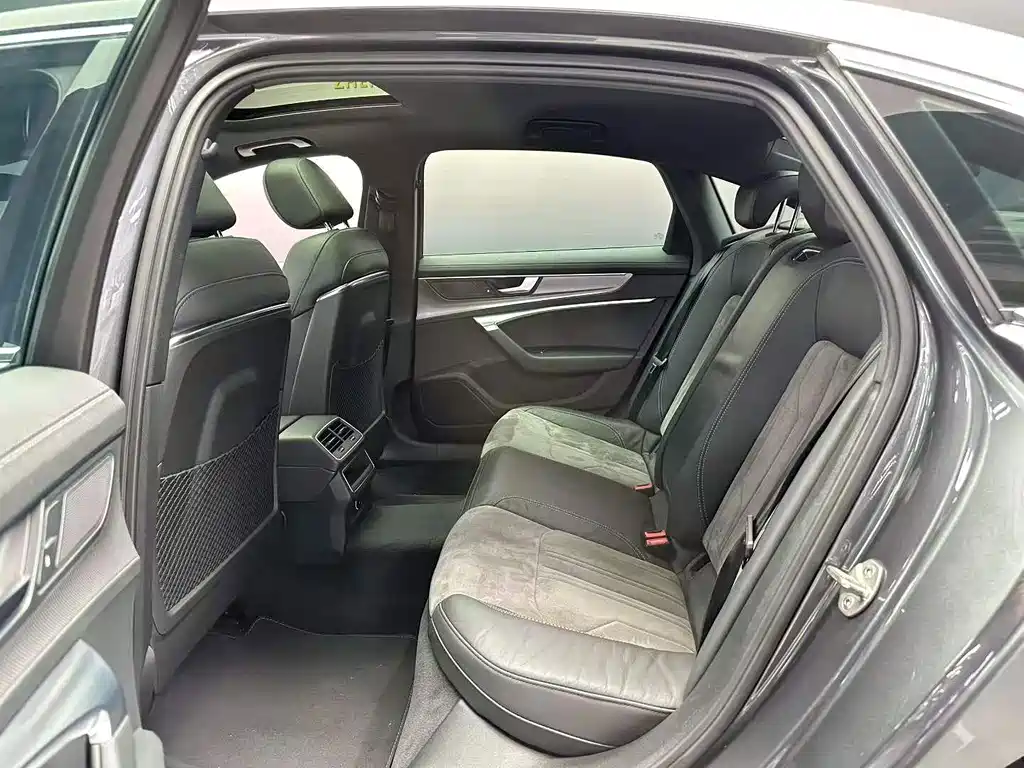 Audi A6L — миниатюра 4