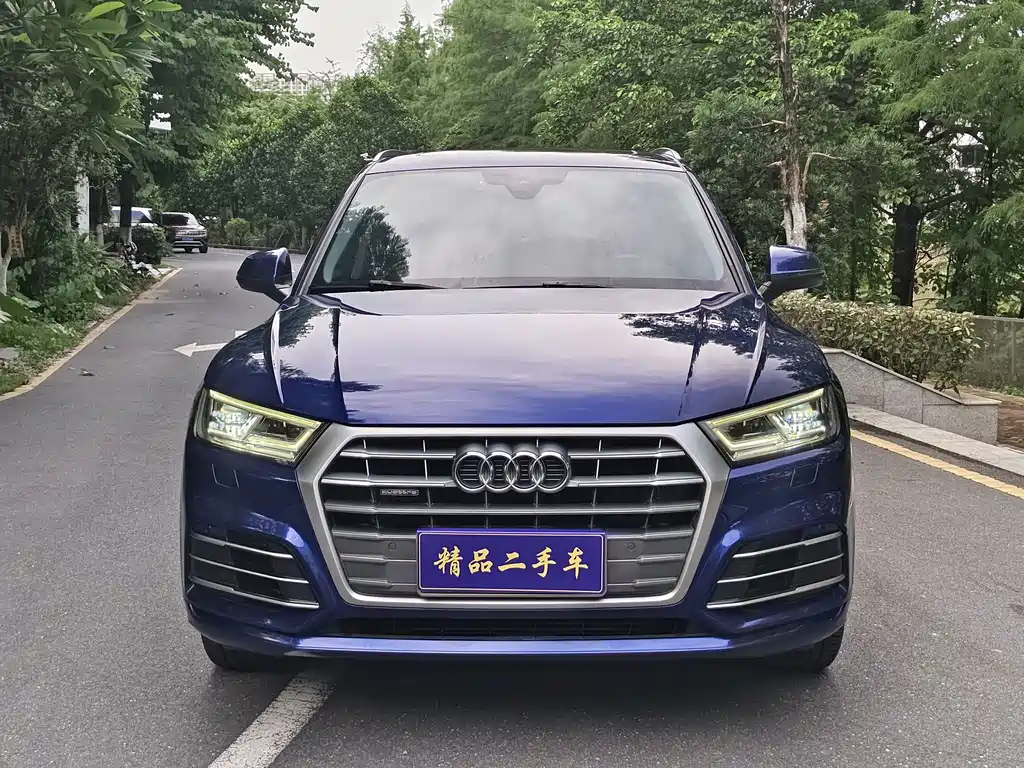 Audi Q5L — миниатюра 2