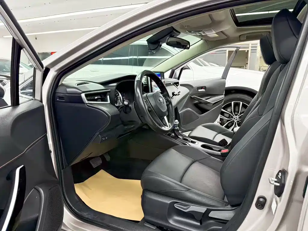Toyota Lingshang 2021 2.0L Luxury
