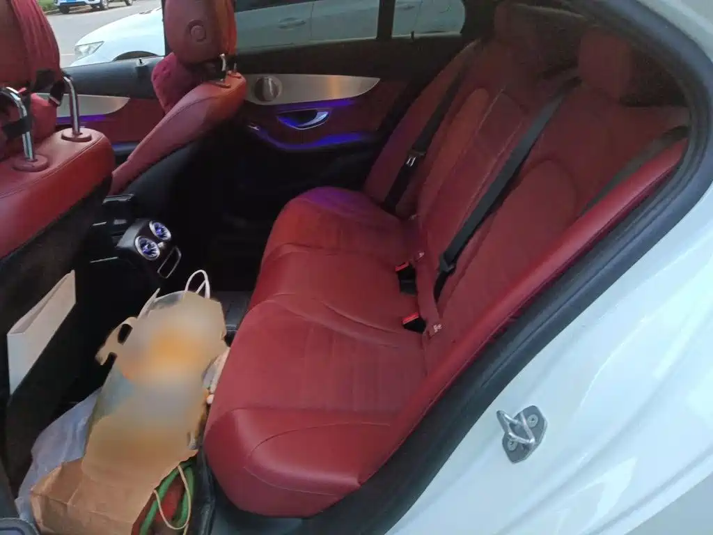 Mercedes-Benz C-Class — миниатюра 15