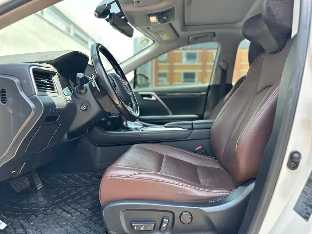 Lexus RX — миниатюра 7