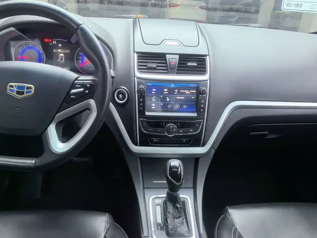 Geely Emgrand — миниатюра 13