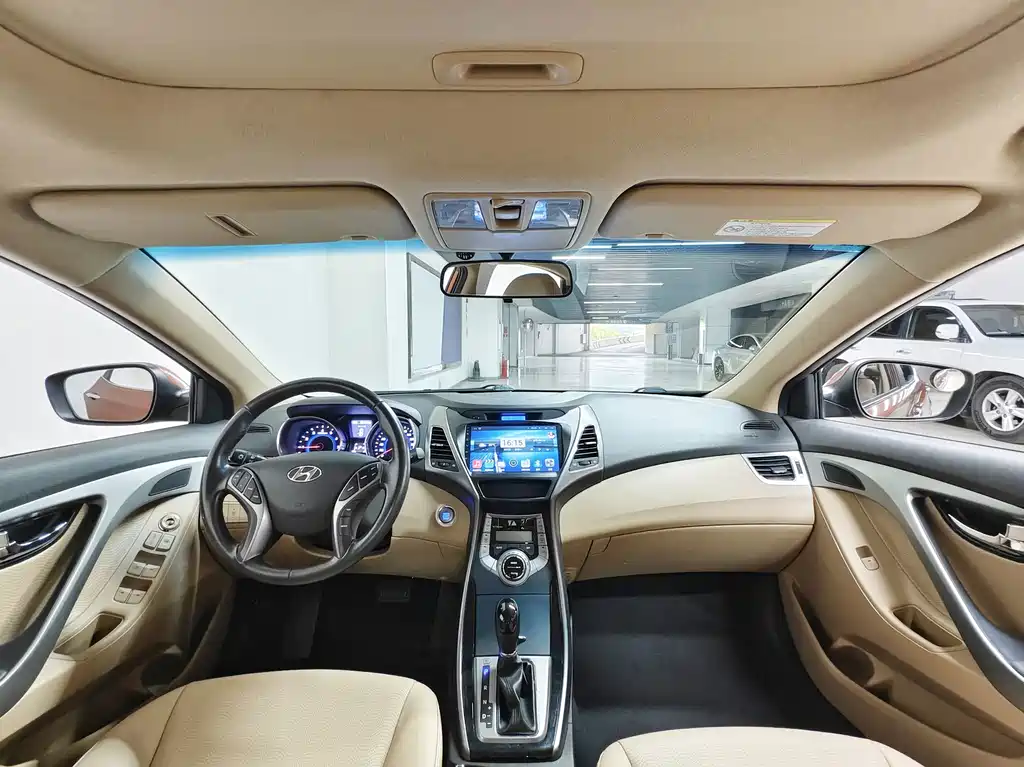 Hyundai Elantra Langdong — миниатюра 4
