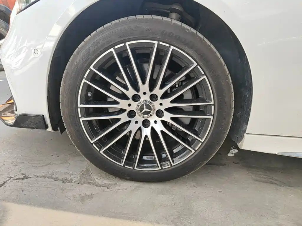 Mercedes-Benz C-Class — миниатюра 23