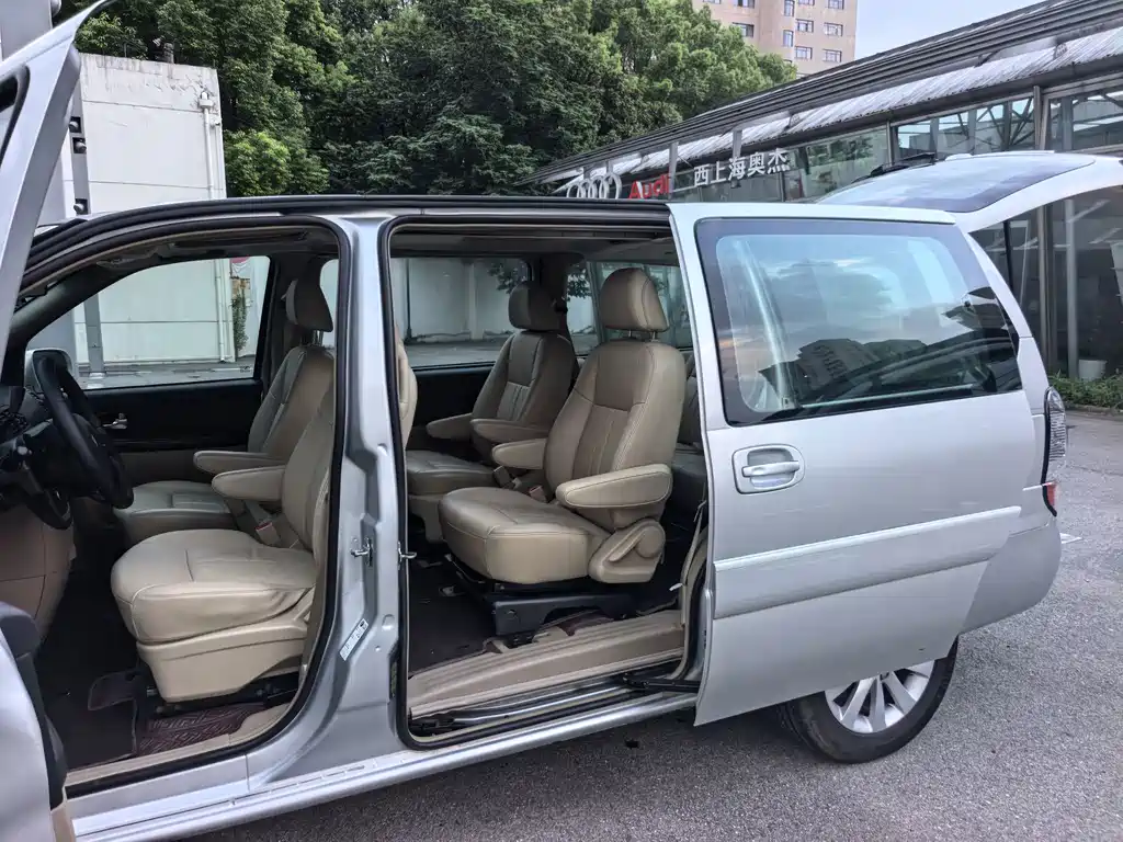 Buick GL8 — миниатюра 14