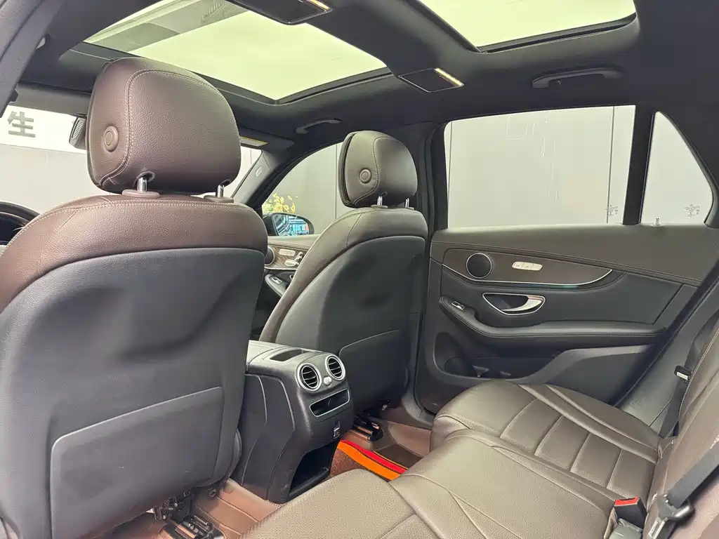 Mercedes-Benz GLC — миниатюра 8