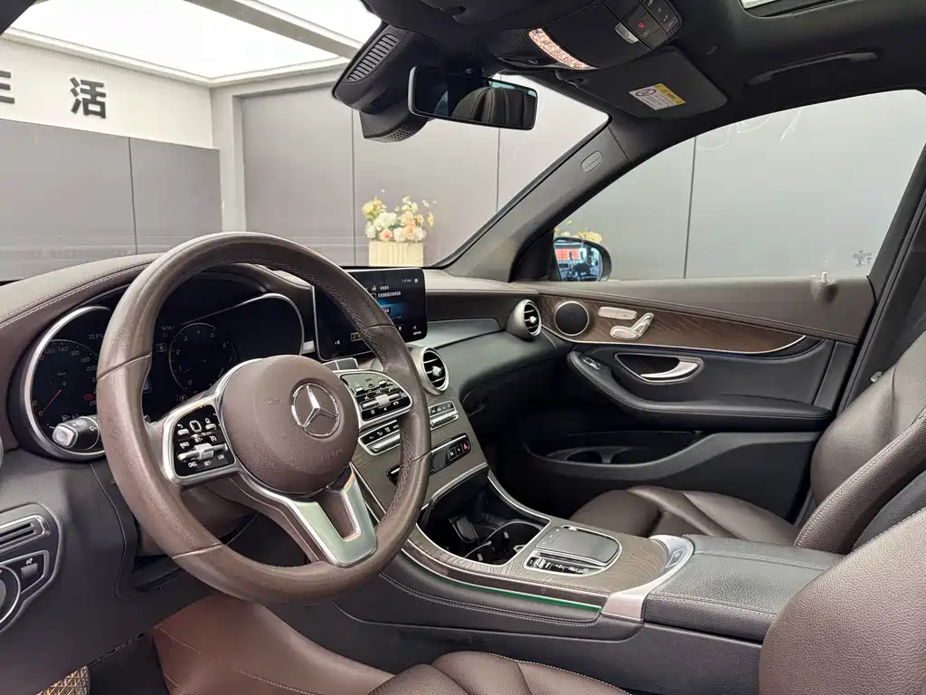 Mercedes-Benz GLC — миниатюра 4