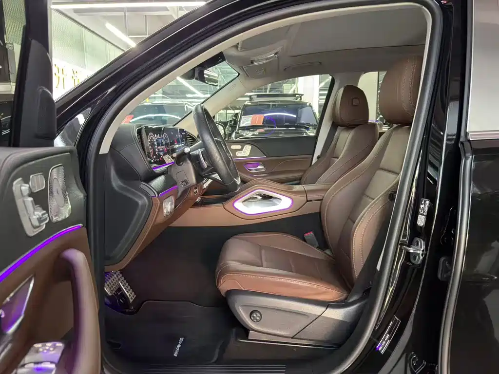 Mercedes-Benz GLS — миниатюра 11