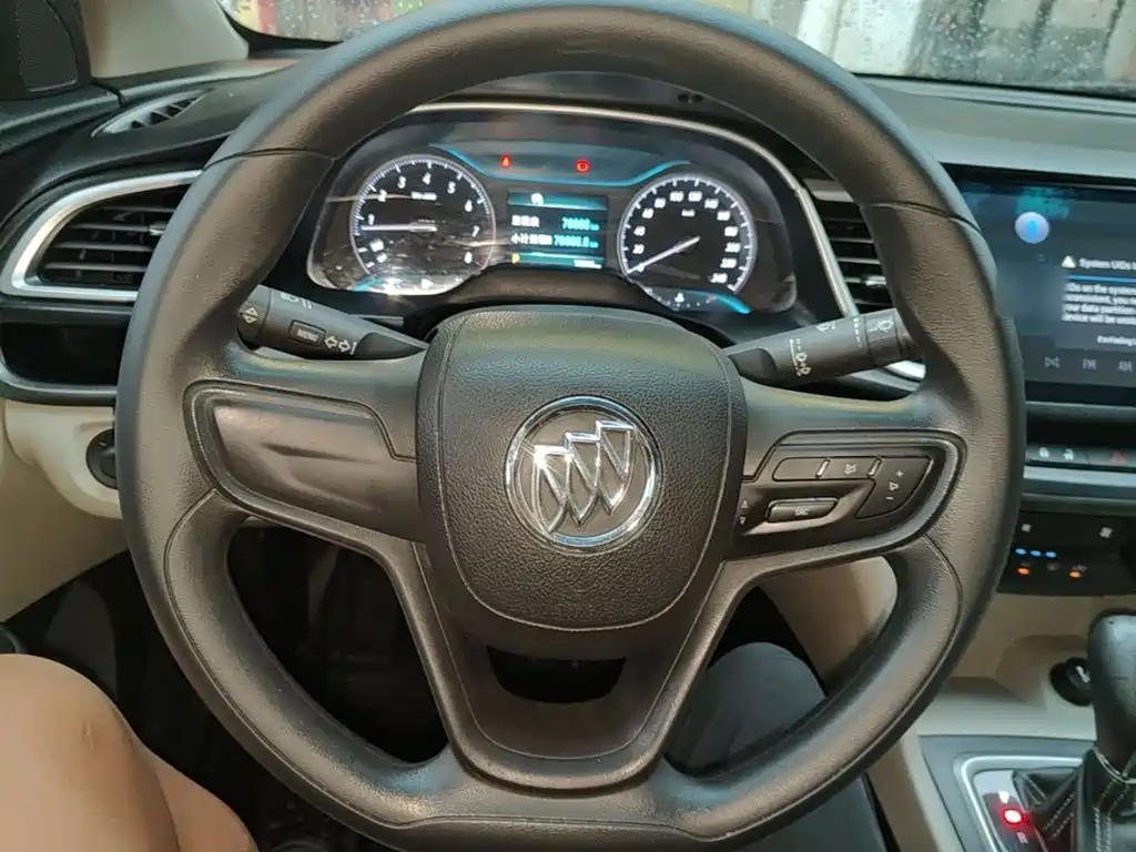 Buick Excelle — миниатюра 11