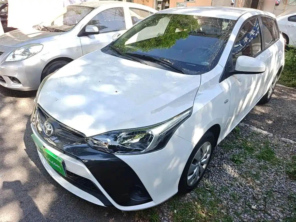 Toyota Yaris L 2019