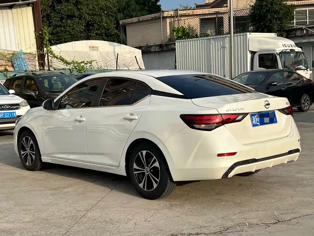 Nissan Sylphy — миниатюра 16