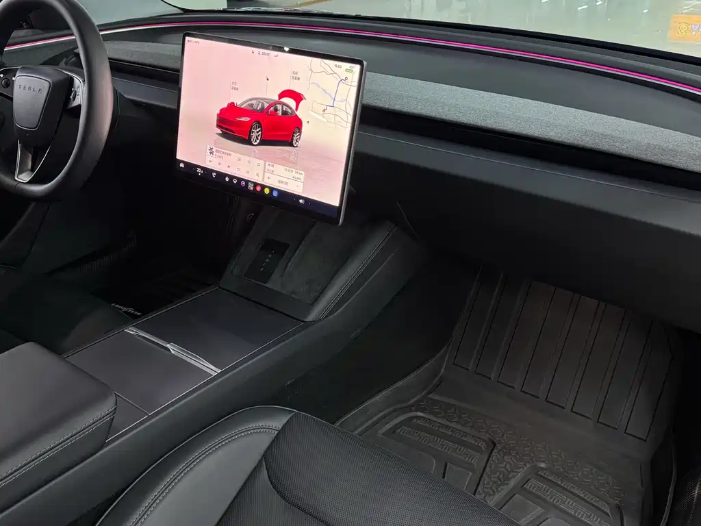 Tesla Model 3 — миниатюра 15