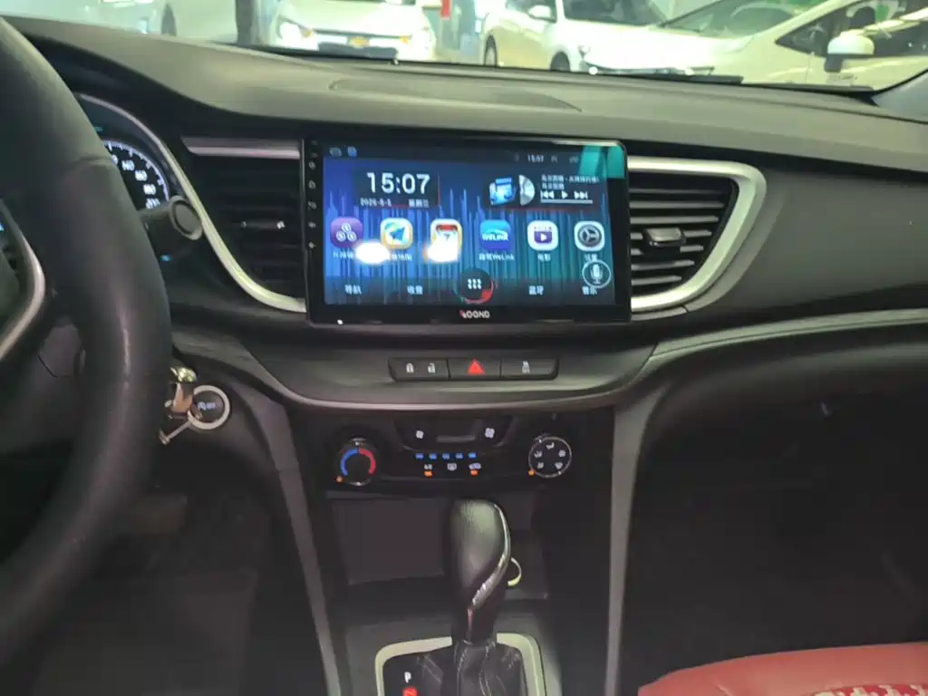 Buick Excelle — миниатюра 13