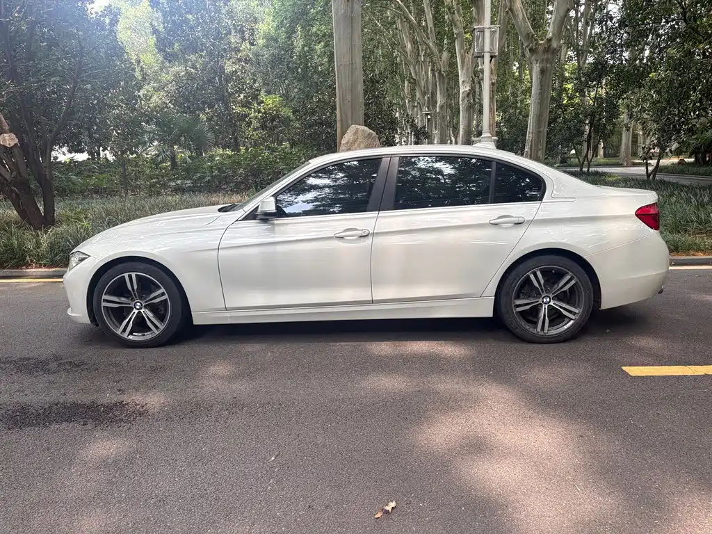 BMW 3 Series — миниатюра 5