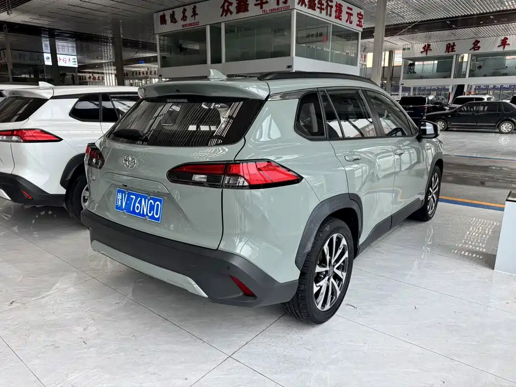 Toyota Corolla Cross — миниатюра 4