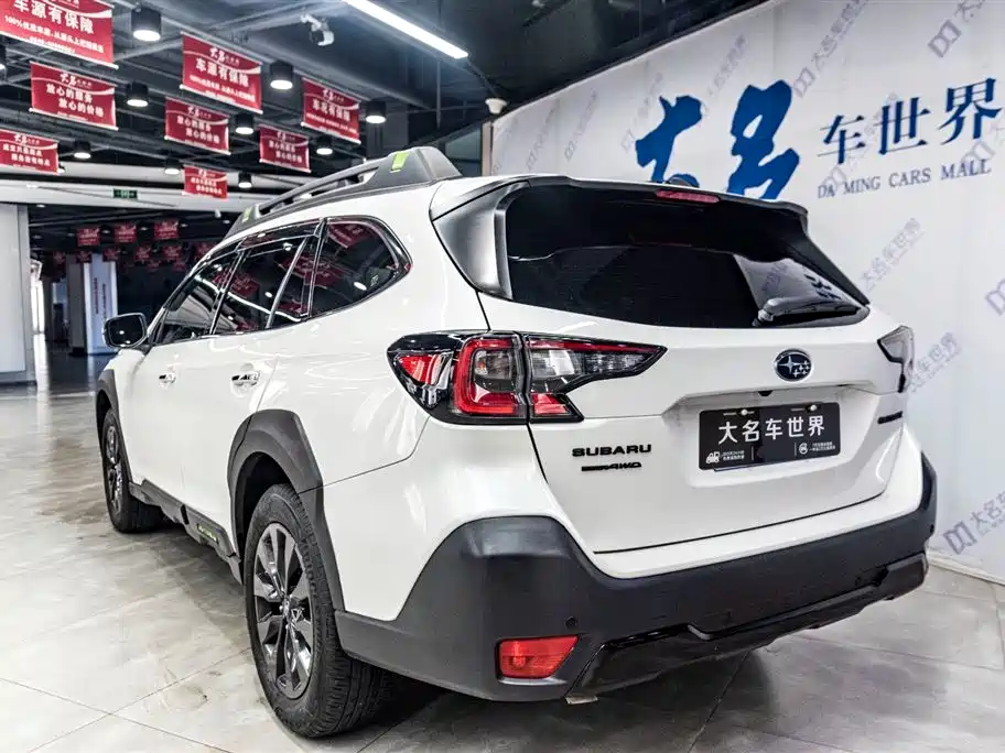 SUBARU OUTBACK