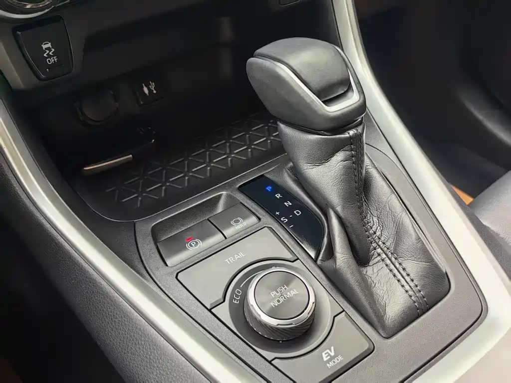 Toyota Wildlander — миниатюра 18