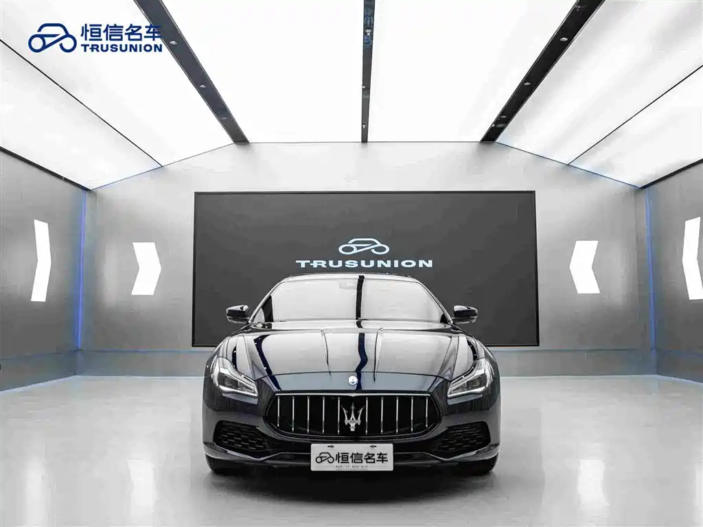 Maserati Quattroporte — миниатюра 2