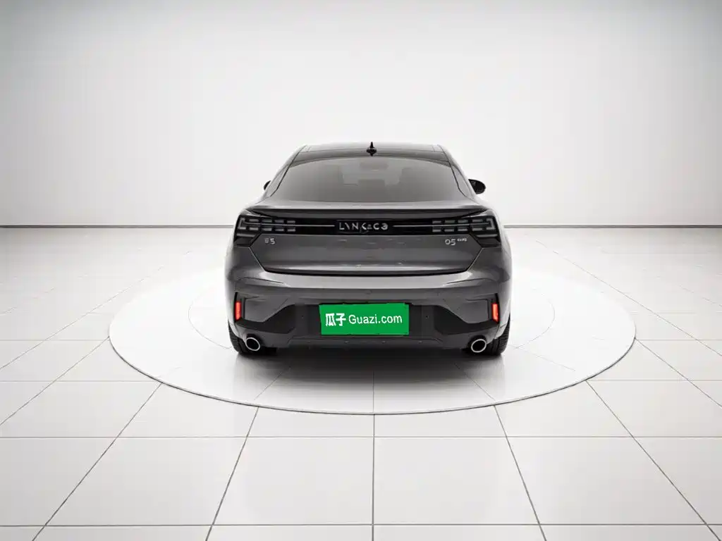 Lynk & Co 05 — миниатюра 5