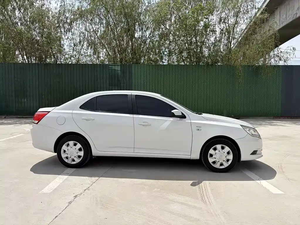 Baojun 630 2013 1.5L MT