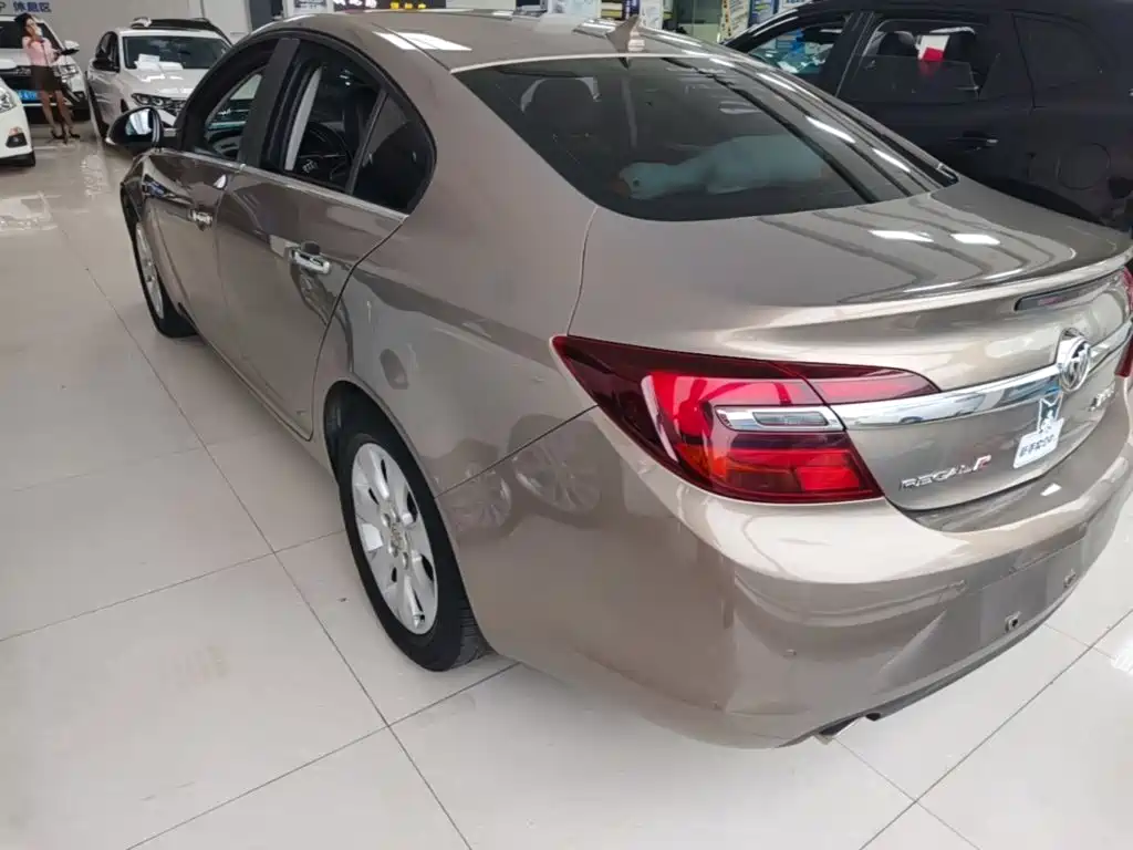 Buick Regal — миниатюра 5