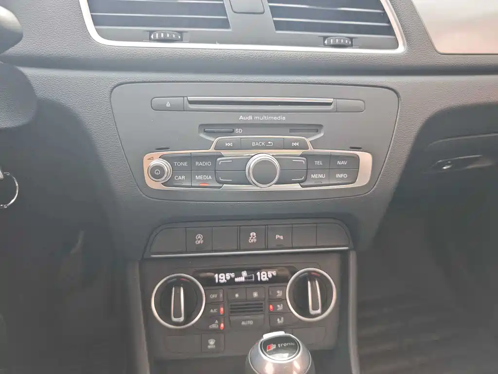 Audi Q3 — миниатюра 11