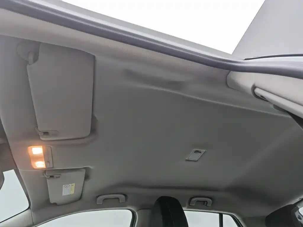 Chevrolet Trax — миниатюра 14