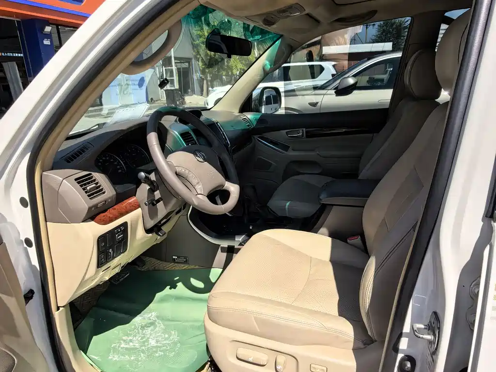 Toyota Prado — миниатюра 15