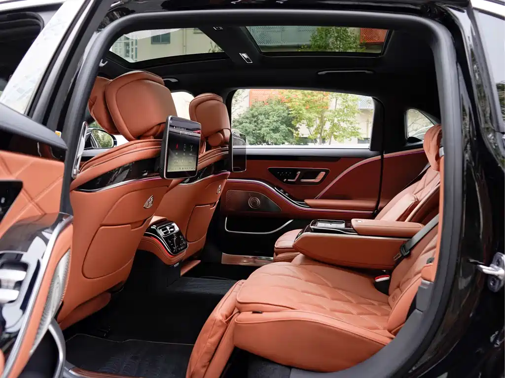 Mercedes-Benz S-Class — миниатюра 12