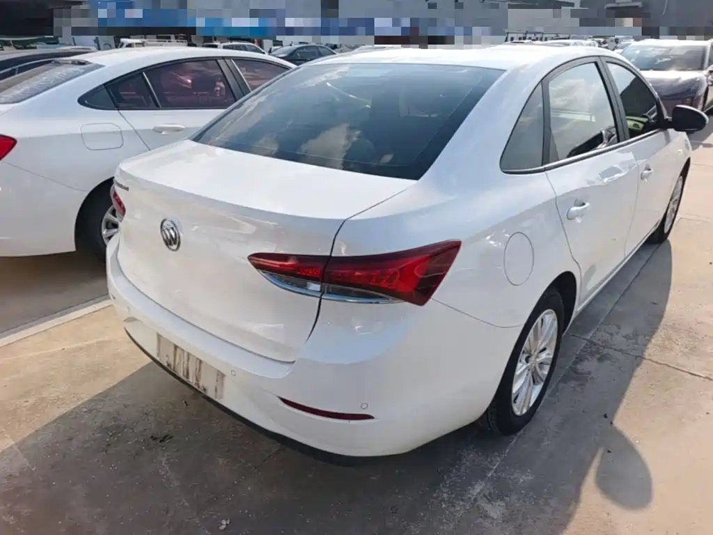 Buick Excelle — миниатюра 7