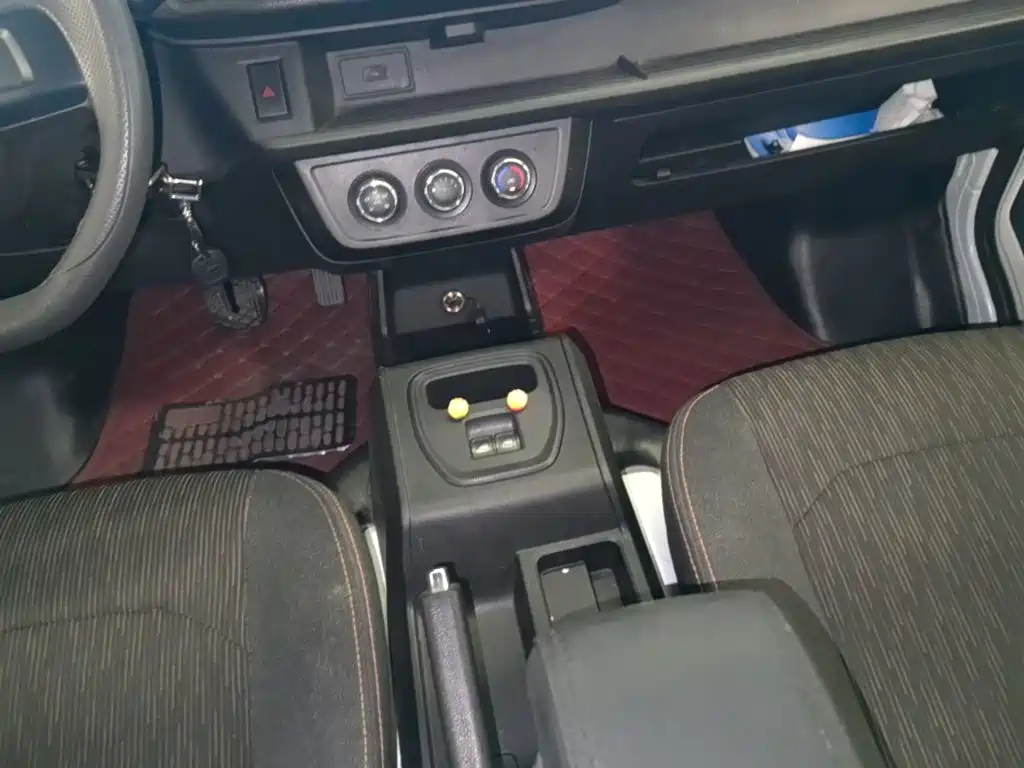 Karry Jiangtun E7 — миниатюра 14