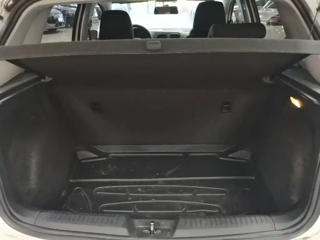 Volkswagen Polo — миниатюра 19