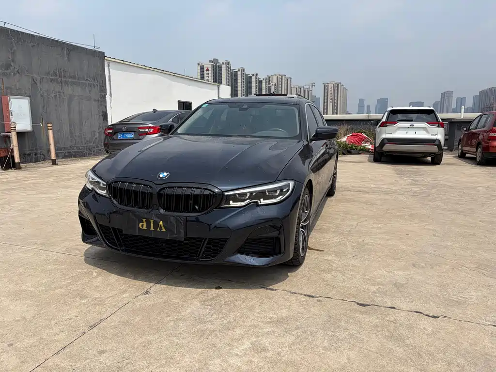 BMW 3 Series 2021