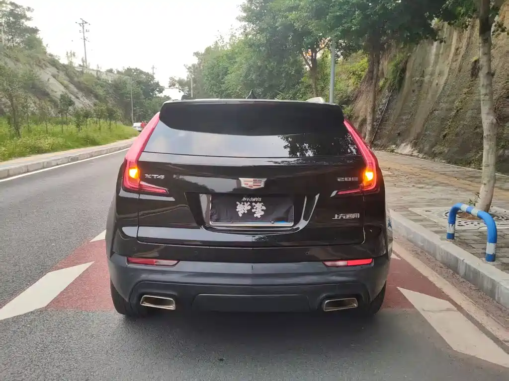 Cadillac XT4 — миниатюра 9