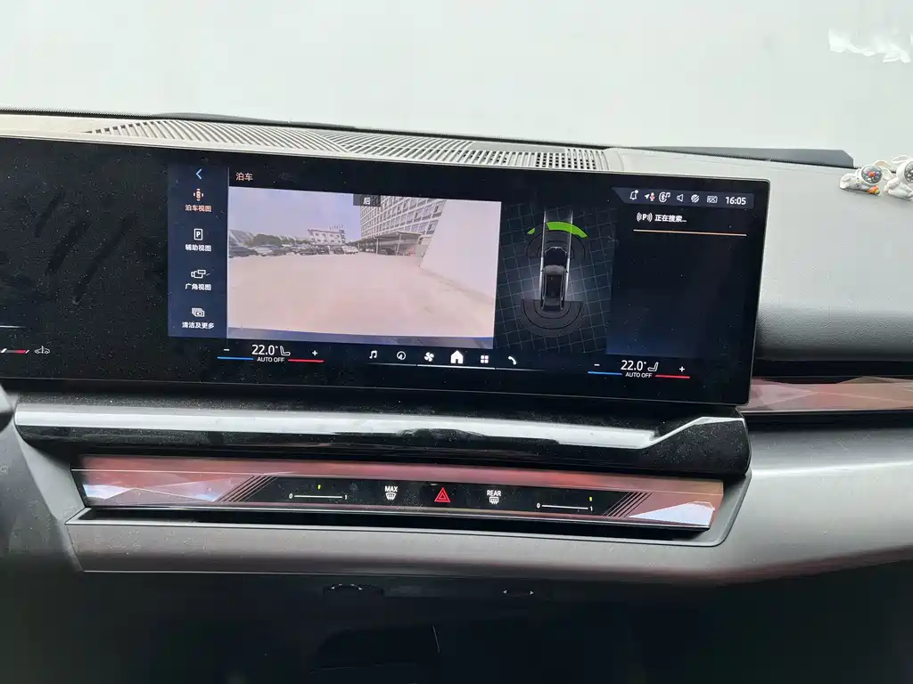 BMW 5 Series — миниатюра 14