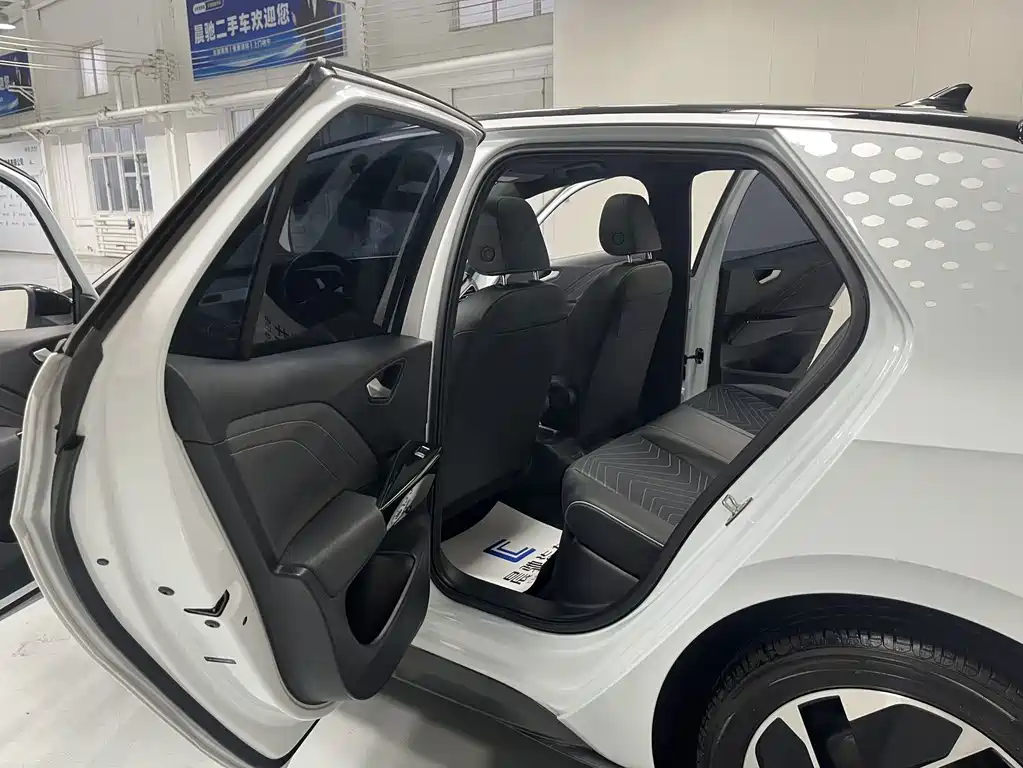 Volkswagen ID.3 — миниатюра 8