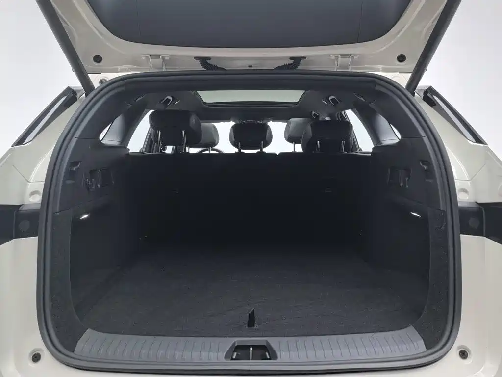 BYD Seal 06 DM-i Touring — миниатюра 16