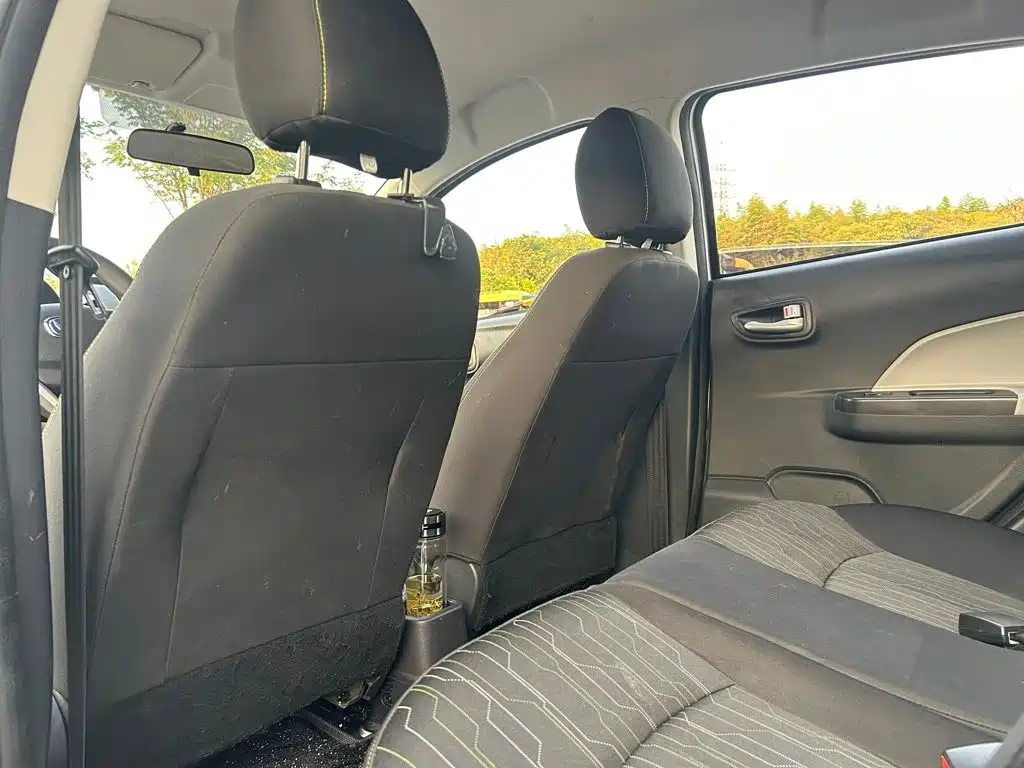 Changan Benben E-Star — миниатюра 6