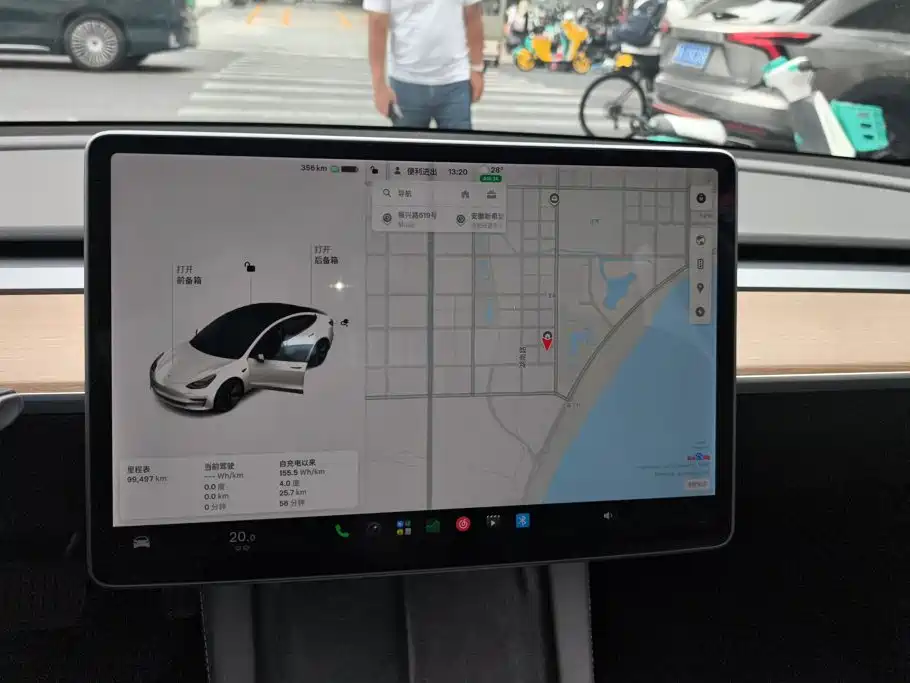 Tesla Model 3 — миниатюра 14